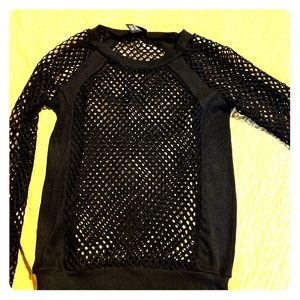 Fish net long sleeve top